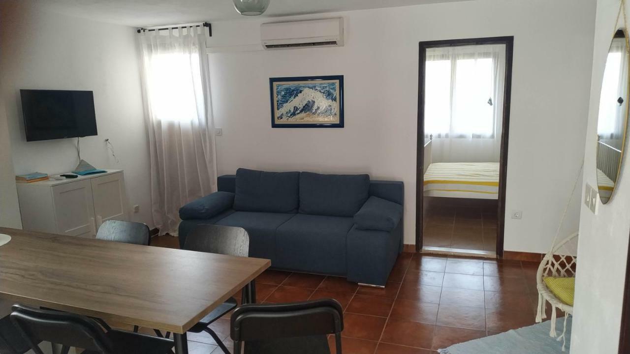 Apartments Kupine 볼 외부 사진